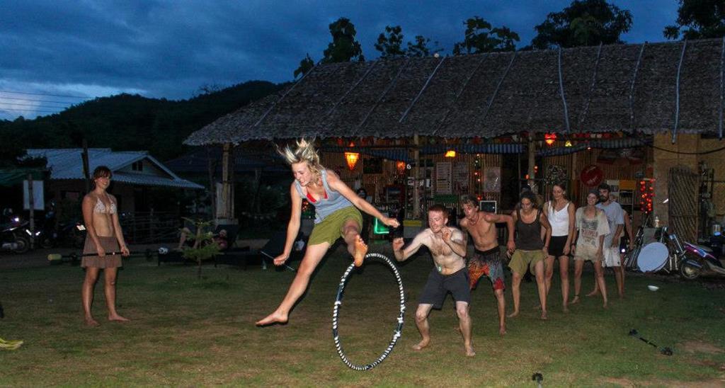 Pai Circus Hostel Exterior photo